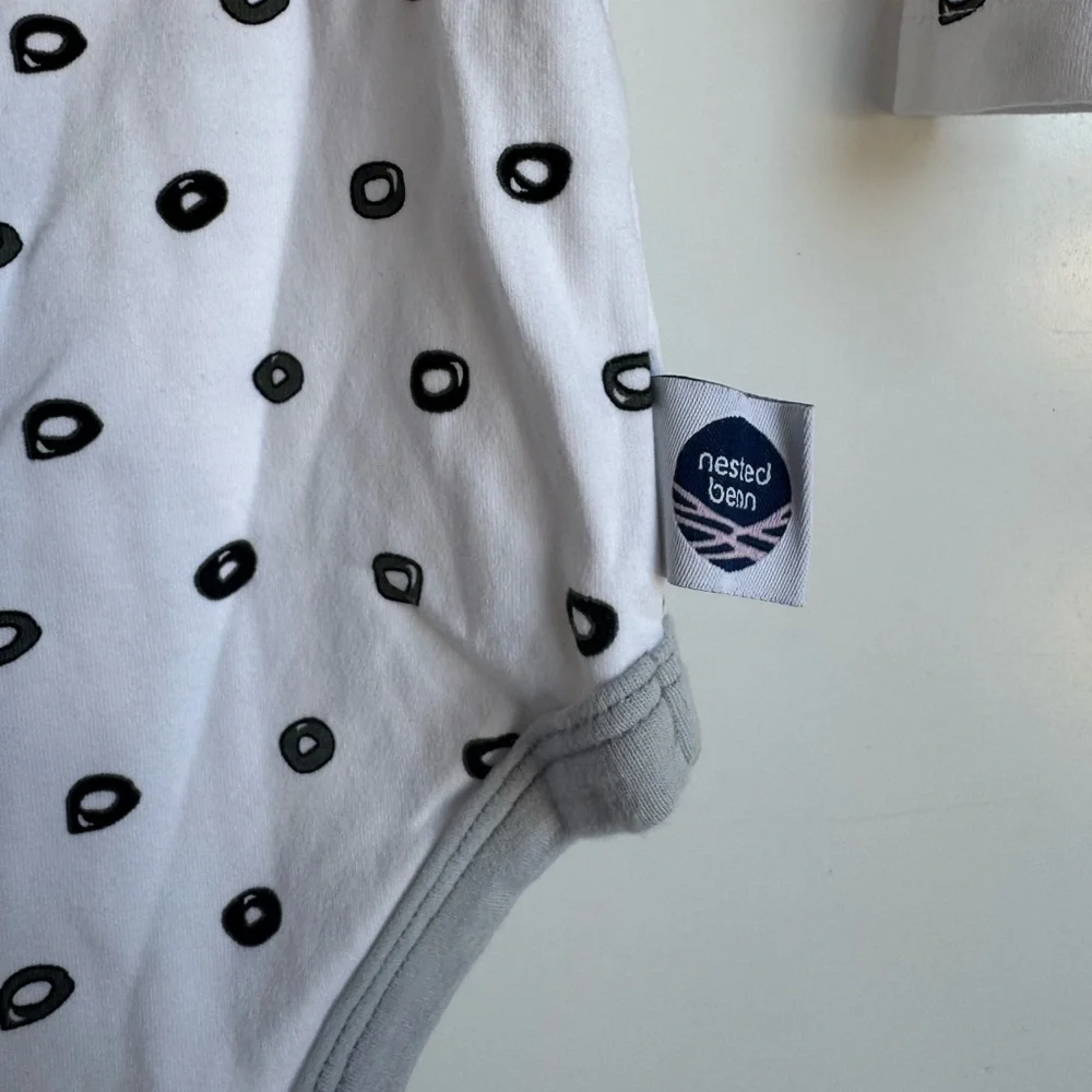 Nested Bean Zen Bodysuit Classic Wearable Sleep-aid 6 to 9 months long‎ sleeve